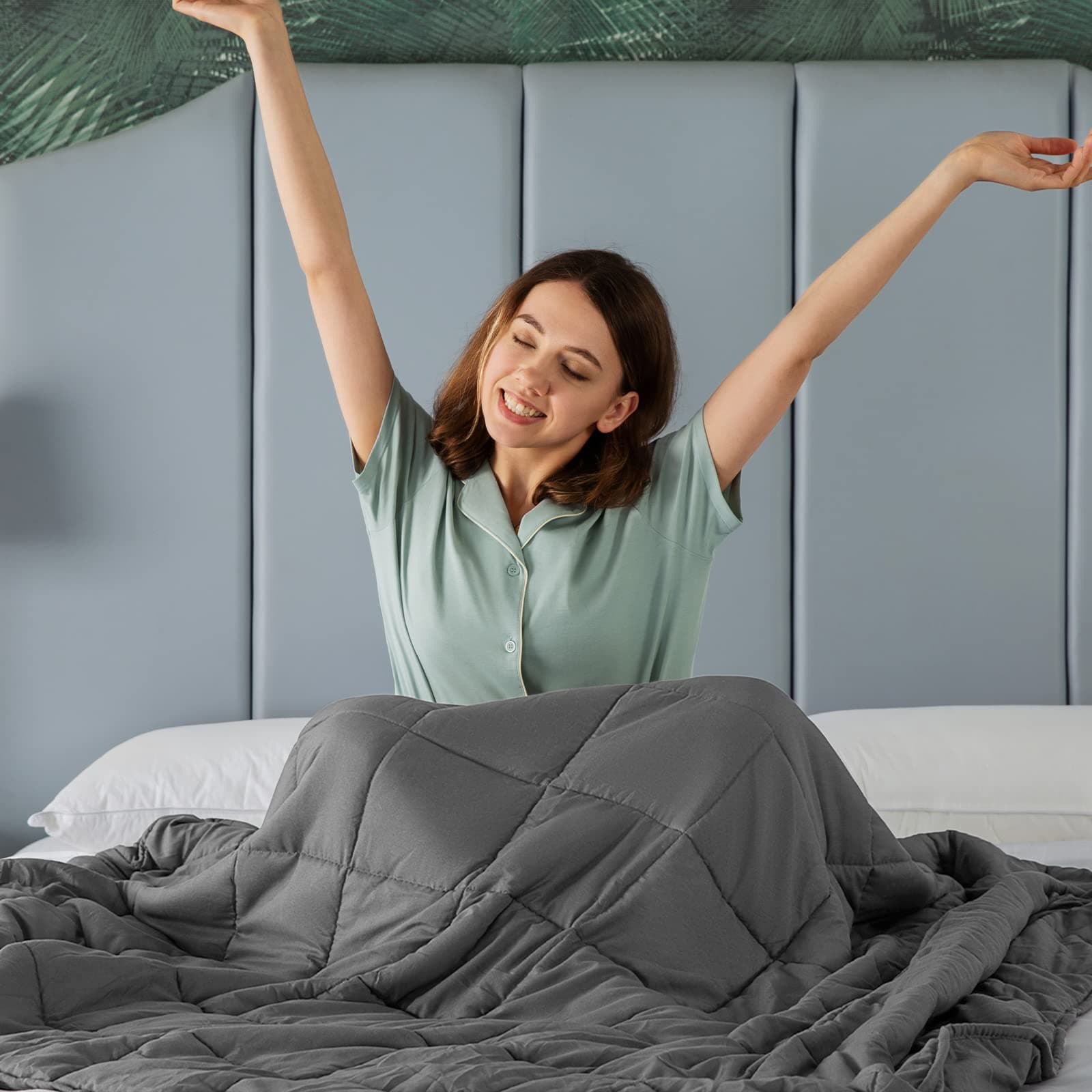 CYMULA Weighted Blanket for Adults (15lbs 60"x80" Queen Size) - Cooling Breathable Heavy Blankets for Summer Winter - Ultra Microfiber Soft Comfort Throw with Glass Beads - Gifts for Men/Women Dark Grey 60" x 80" 15lb