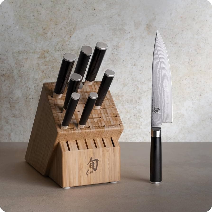 Shun Classic 9 Piece Chef’s Block Set, Includes 7 Shun Classic Knives, Honing Steel and 22-Slot Knife Block, Handcrafted Japanese Knife Set, Damascus Stainless Steel Cladding, Pakkawood Handle Black 9 Piece Set