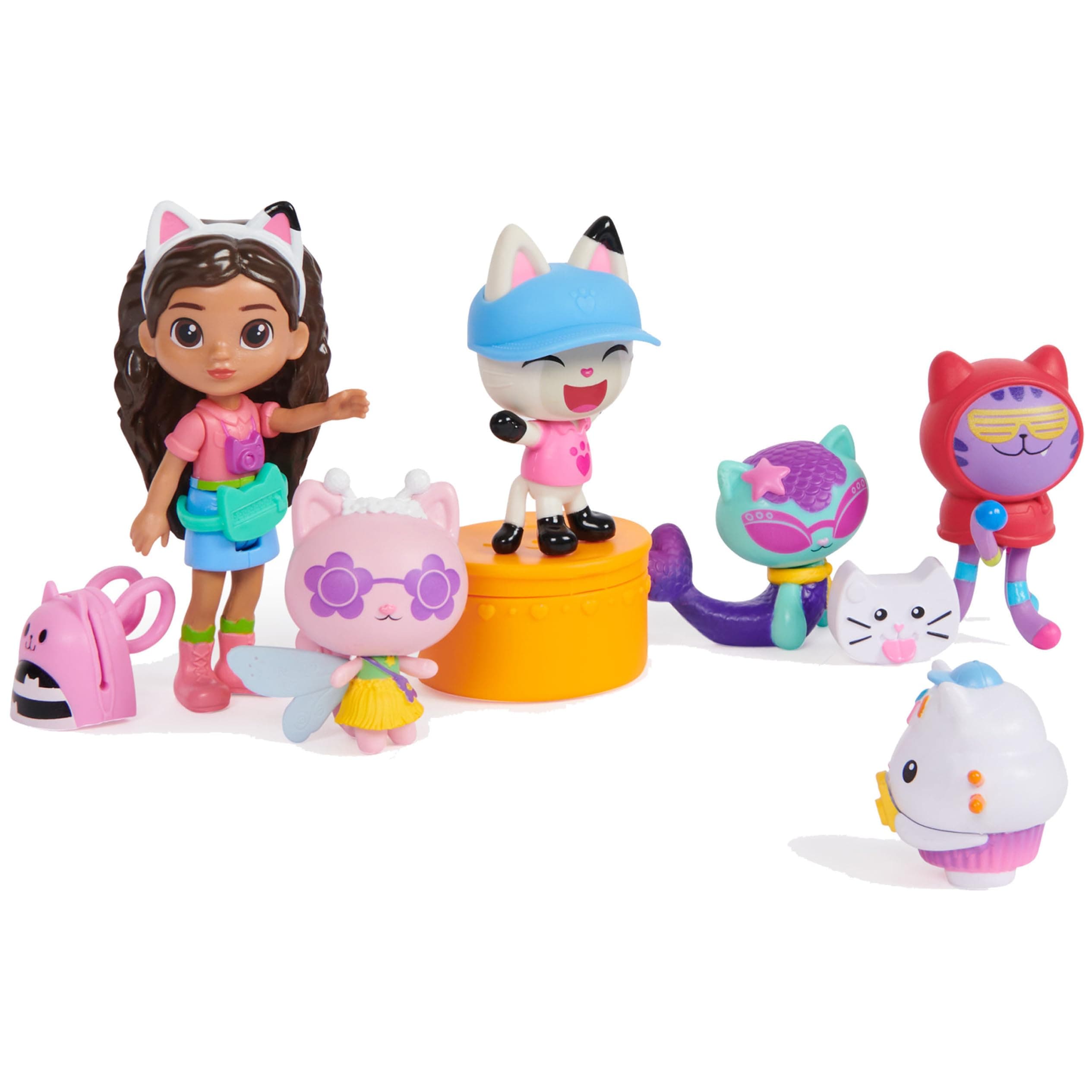 DreamWorks GABBY'S Dollhouse Travel Themed Figure Set with a Gabby Doll, 5 Cat Toy Figures, Surprise Toys & Dollhouse Accessories, Kids Toys for Girls & Boys 3+ MAIN