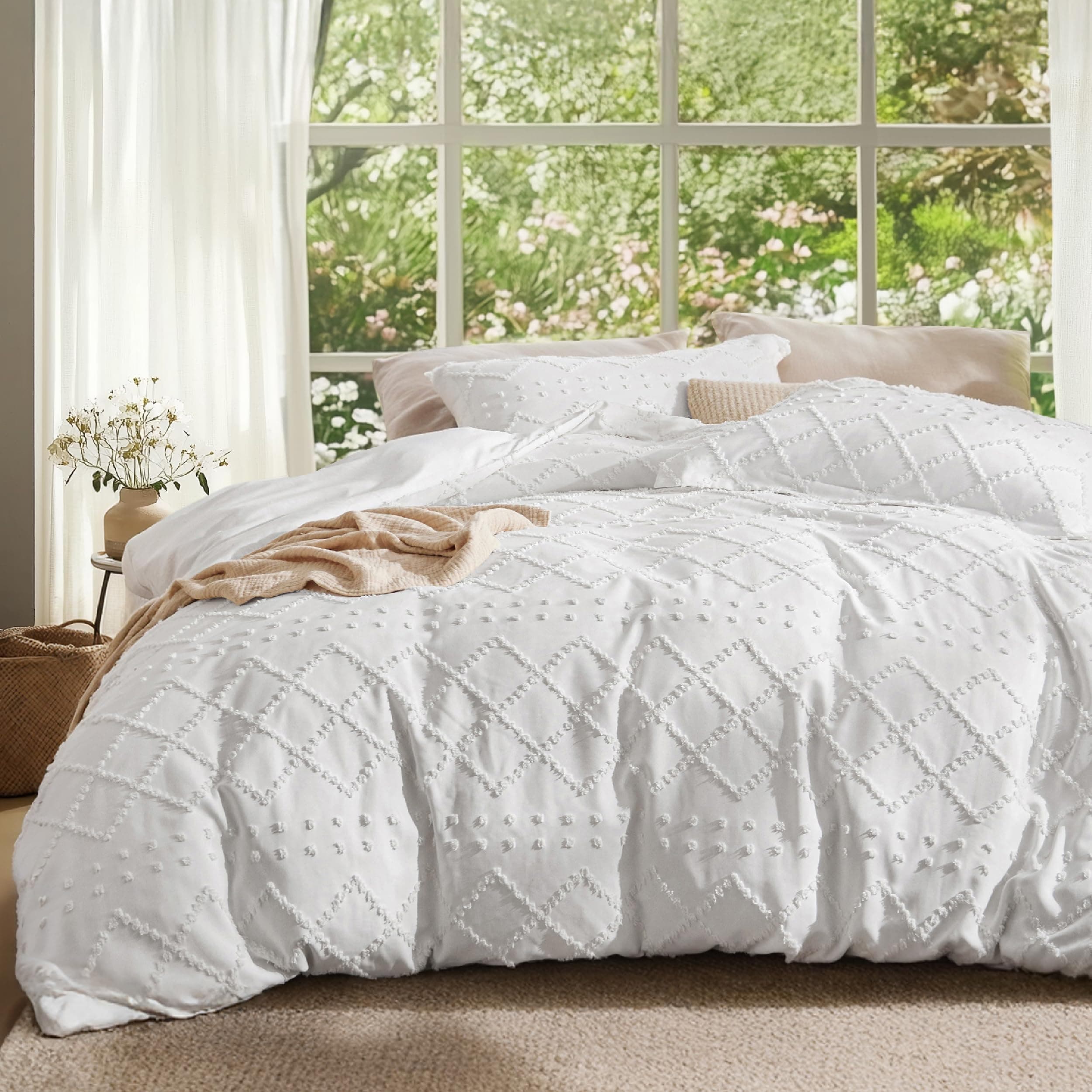 Bedsure Boho Duvet Cover Queen Size - White Breathable & Soft Boho Bedding, Machine Washable Comforter Cover for All Seasons, Includes 1 Duvet Cover 90"x90" with 2 Pillow Shams & Zipper Closure 01 - White (No Comforter) Queen (90" x 90")