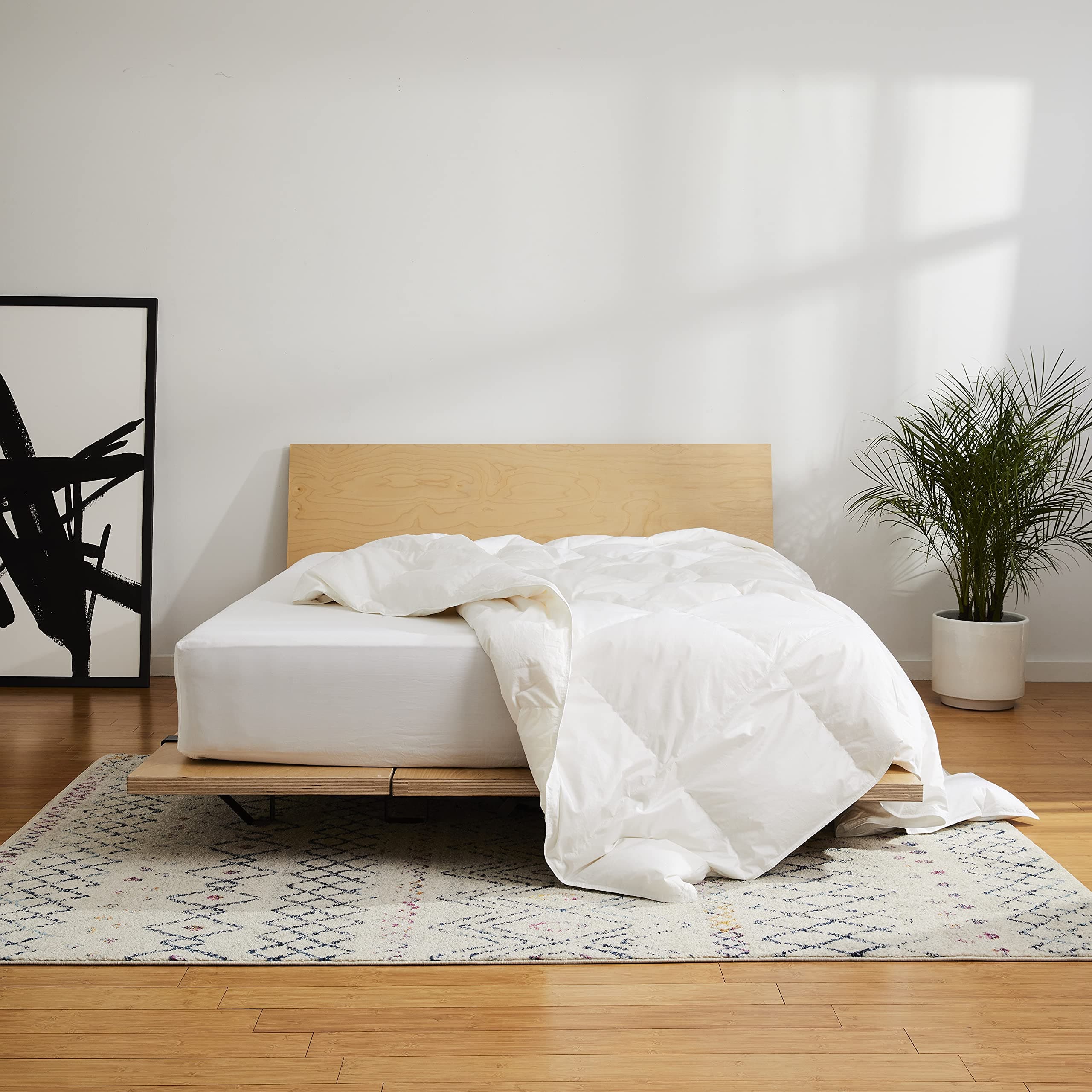Brooklinen Lightweight Luxury Down Comforter, 100% Natural Canadian Duck Down Duvet Insert - 650 Fill Power, 100% Cotton Shell, Full/Queen Size Comforter for Warm Sleepers Lightweight (White) Full/Queen